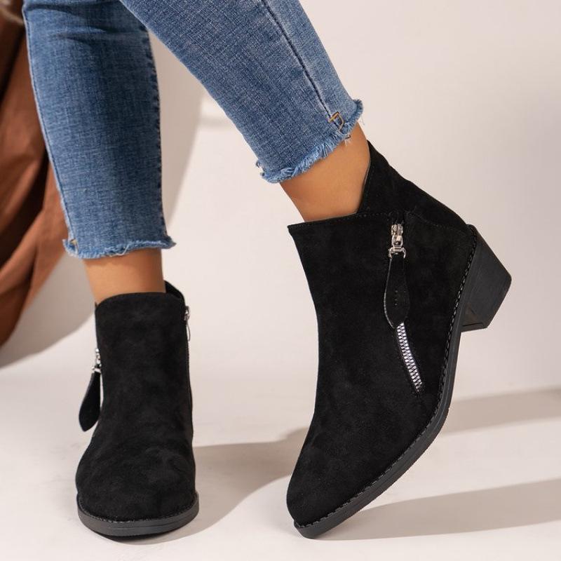 Large size leopard print Chelsea boots, new European and American style side zipper single boots in autumn and winter 35