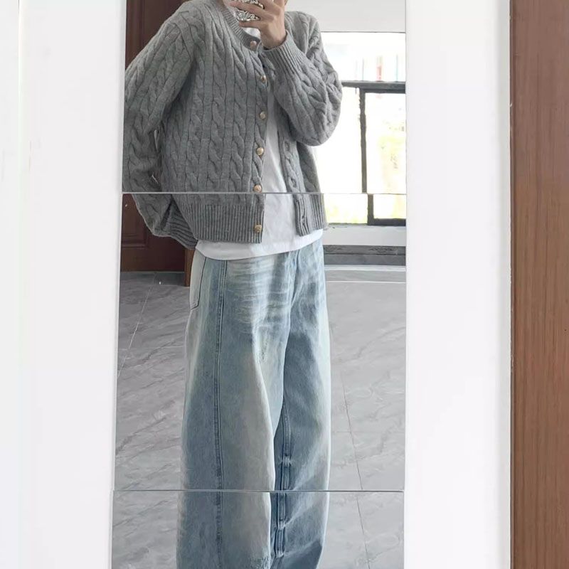 

Серый кардиган крупной вязки на весну и осень Gray XL(Suggested 57.50 kg-65.00 kg)