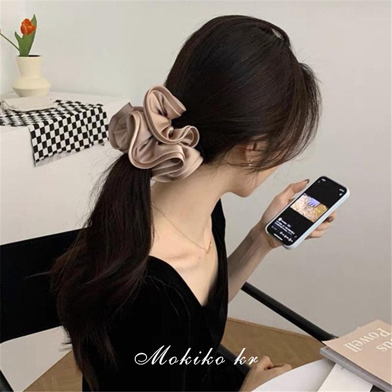 French-style Scrunchie with Ruffled Edges, Ins-style Satin Hair Tie, Simple and Elegant New Style
