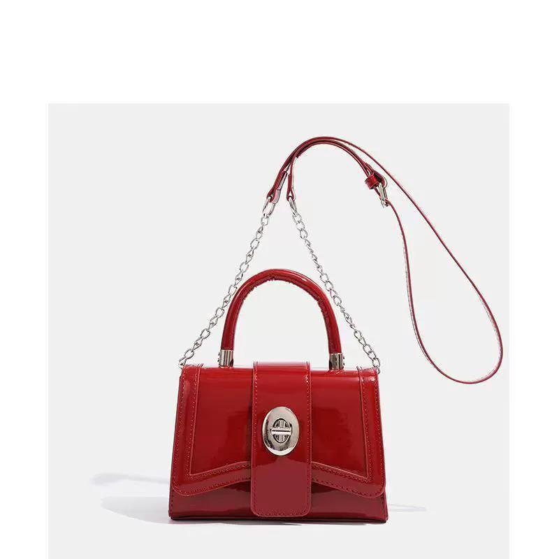 

Women s Fashion PU Leather Crossbody Bag, Solid Color Chain Strap Satchel Tote, Casual Versatile Daily Commute & Shopping Handbag червоний