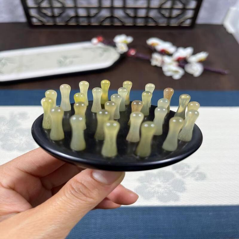 

Horn Head Massage Comb