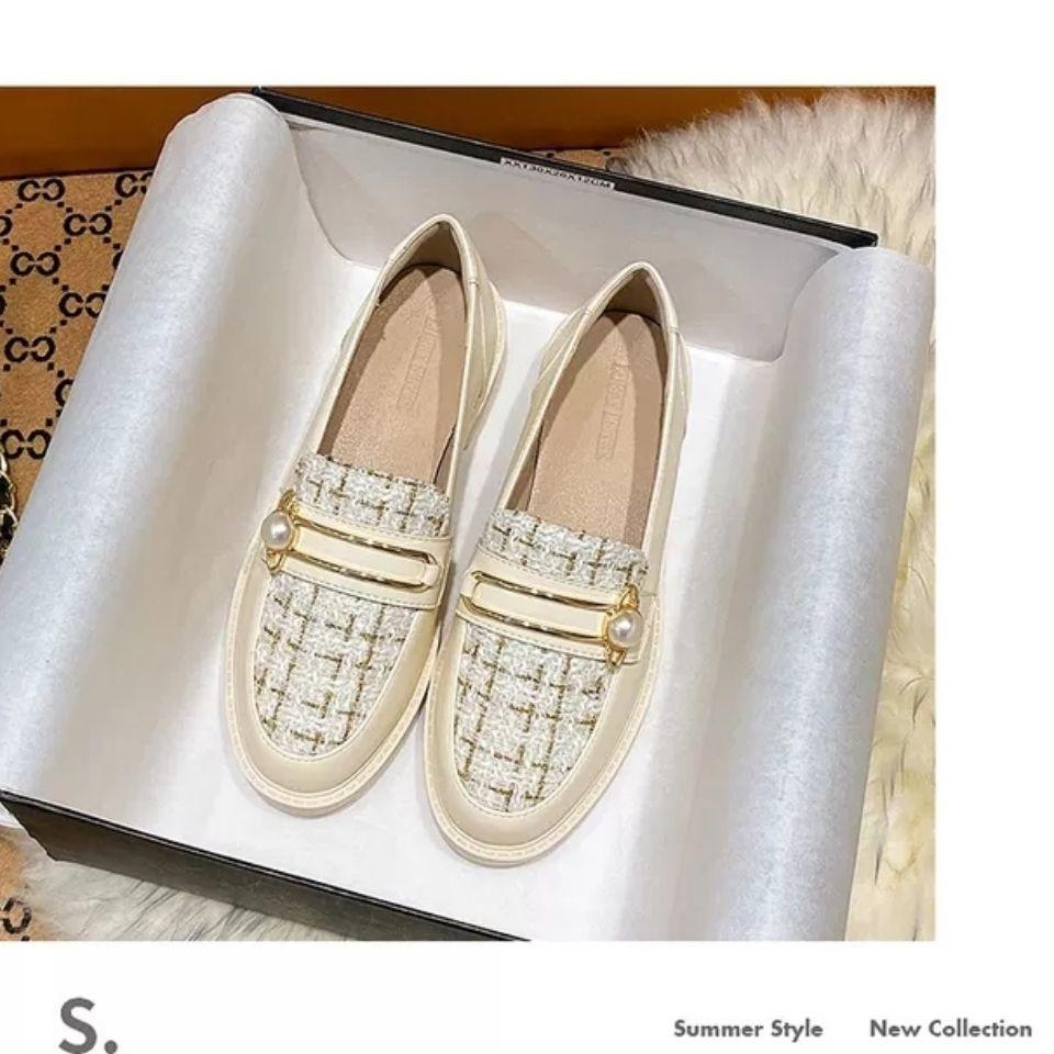 2025 Women's Shoes Fashion Personality British Style Thick-soled Wild Wide-footed Casual Loafer Sexy Solid Color Leather Shoes