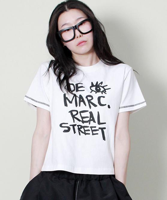 Deumakeu Logo Stitch Contrast Semi-Crop Short Sleeve T-Shirt Ivory