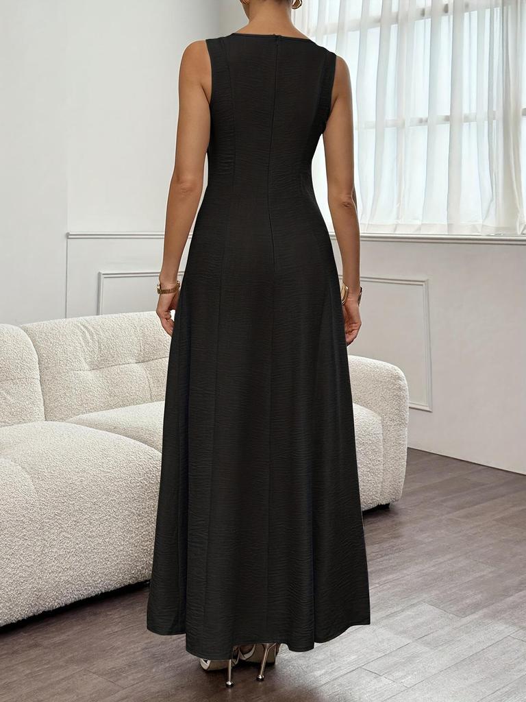 2026 Summer Elegant Women's Sleeveless Pleated Long Dress