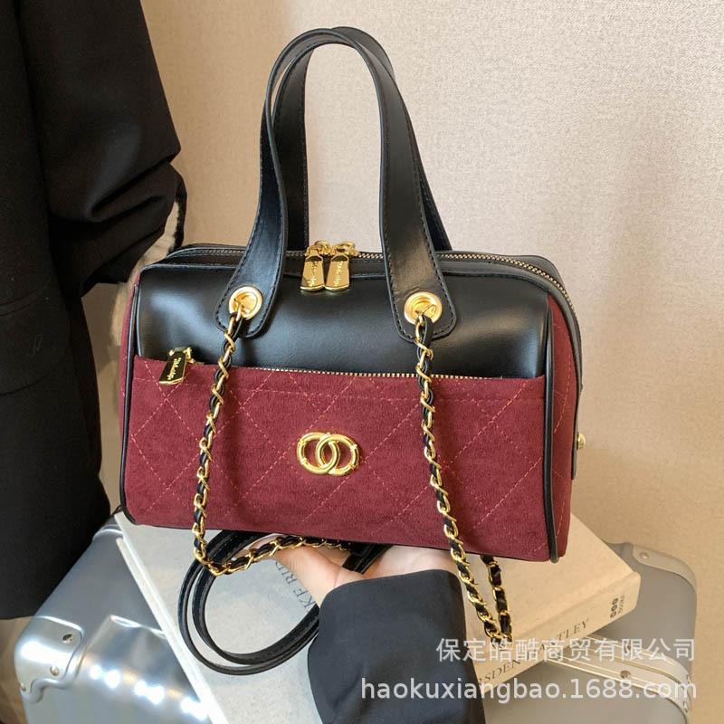 Rhombus Chain Bag Women's Large Capacity 2025 New Autumn and Winter Matte Retro Shoulder Messenger Bag Commuter Pillow Bag