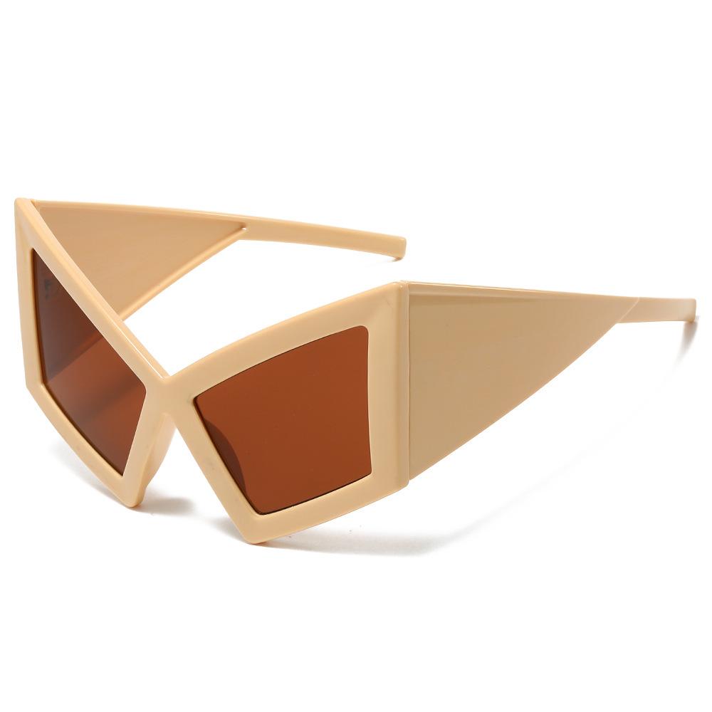 2024 Hip-Hop Style Cat-Eye Sunglasses: Bold, Oversized Frames for Influencers & Beach Parties