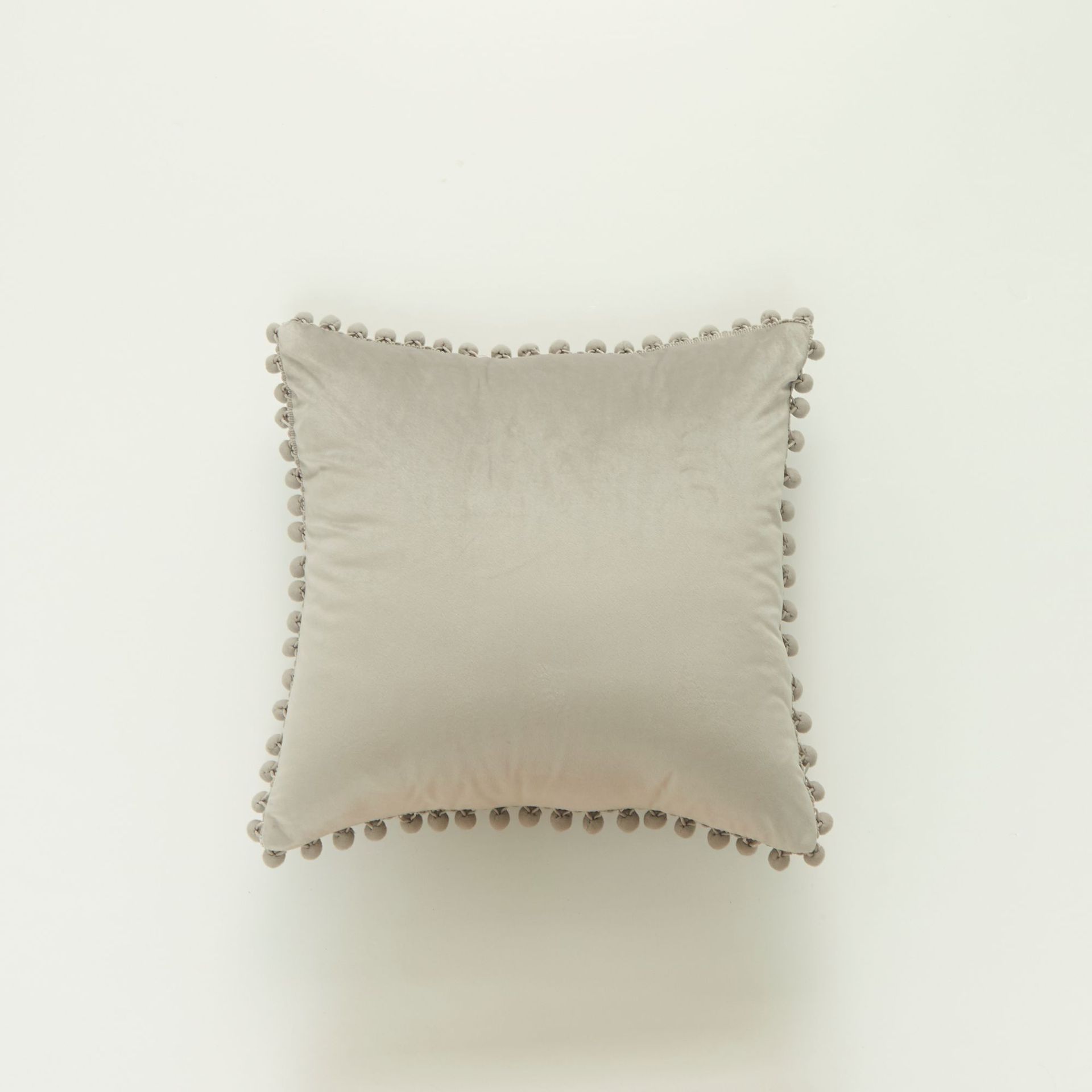 

Modern Minimalist Living Room Dutch Velvet Cushion Cover with Large Ball Edge INS Nordic Style Pillow Cover Without Core 45 * 45cm (excluding core)