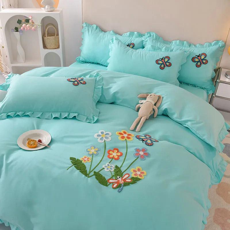 4pcs/set Solid Color Bed Sheet Flower Embroidery Quilt Cover Pillowcases Four Piece Set High-end Skin-friendly Comfortable Naked Sleeping Bedding Set