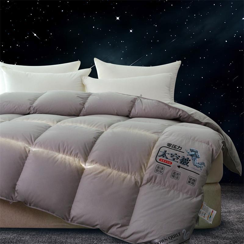 Luxuriöse Daunenalternative Steppdecke: Fünf-Sterne-Komfort für jede Jahreszeit