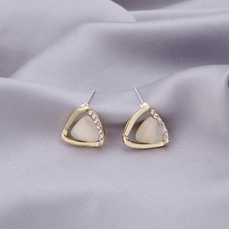Geometric Tulip Cat's Eye Stone Earrings with 925 Silver Needle