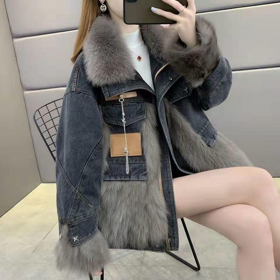 

Европа и США 2024 новая черная утолщенная джинсовая хлопковая одежда повседневная свободная и тонкая куртка из искусственного меха модная короткая