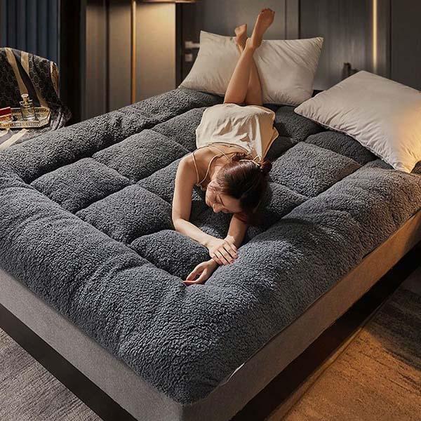 WTEMPO Hotel Simple Retro Elegant Foldable Mattress Cushions Large Size Soft Home Bedroom Tatami Mats Thickened Student Dormitory Mattresses