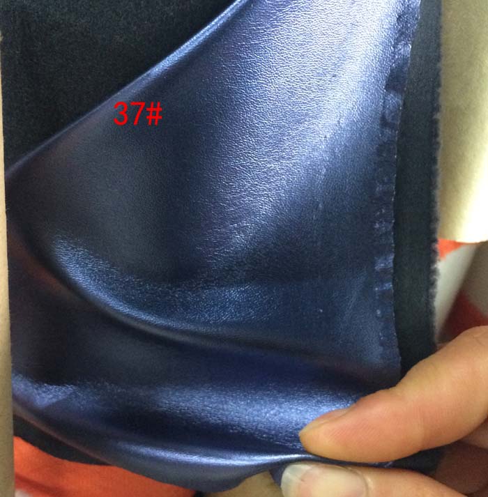 Soft Stretch PU Leather Fabric Sheepskin Pattern Upholstery By The Meter for Clothes Sofa Toy Bag Sewing Cloth Pearl Light Black