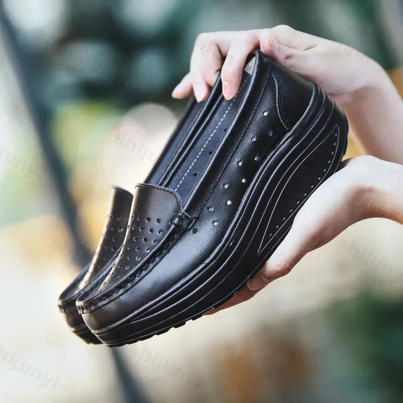 New Nurse Shoes For Ladies Platform Bottom Leather Zapatos Casual Slope Heel Anti-Slip Footwear for Adult Wholesale