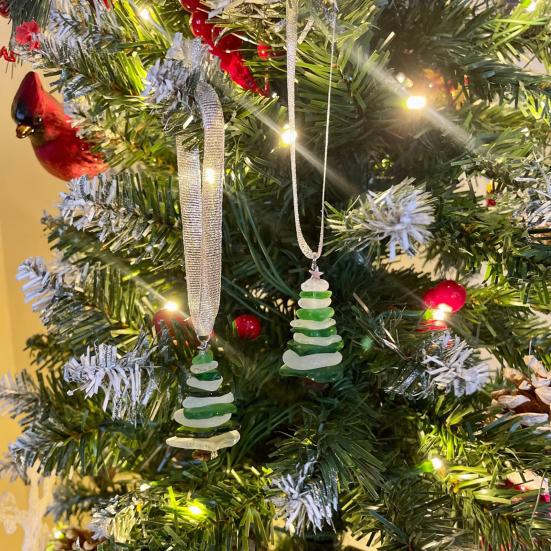Sea Glass Christmas Tree Ornament Sea Glass Tree Resin Craft Ocean Beach Xmas Hanging Ornament for Home Collection Holiday Decoration