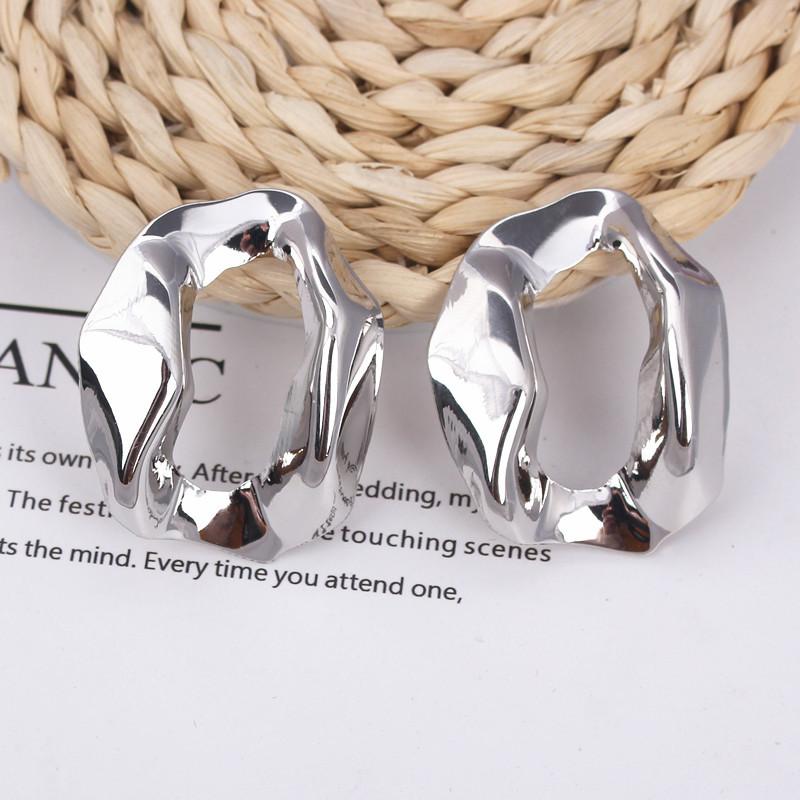 

Vintage Minimalist Irregular Round Drop Earrings for Women Geometric Chunky Metal Circle Dangle Fashion Punk Statement Zircon