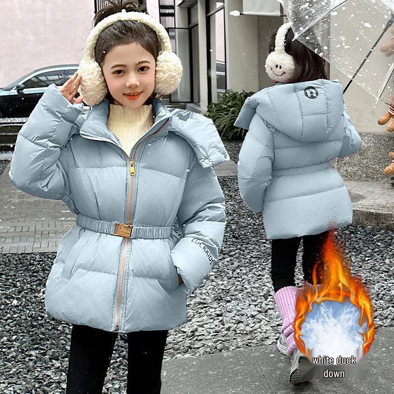 

Девичья куртка приталенного силуэта на белом утином пуху, зимний стиль 2024 150 cm синий