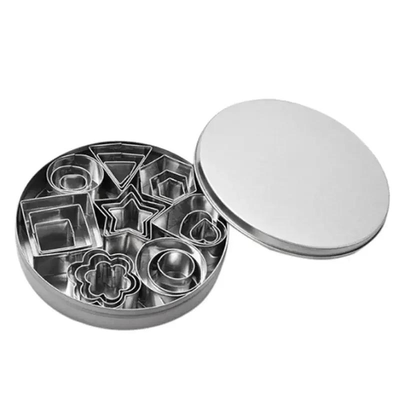 24Pcs Stainless Steel Mini Cookie Cutter Set Biscuit Cookie Mold Christmas Pastry Cutters Slicers Baking Tools