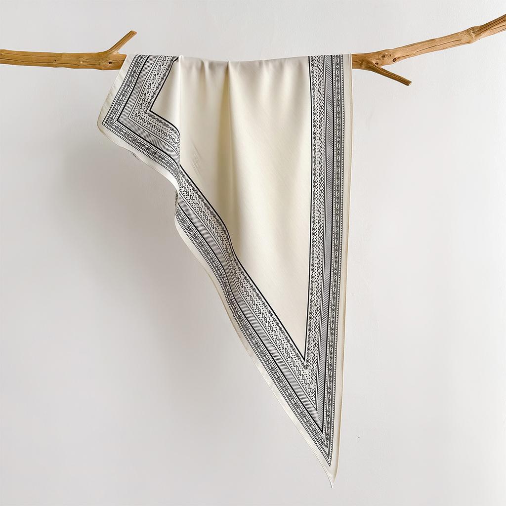 Women S Vintage Printed Triangular Scarf Elegant Commuting Shawl Spring Accessory