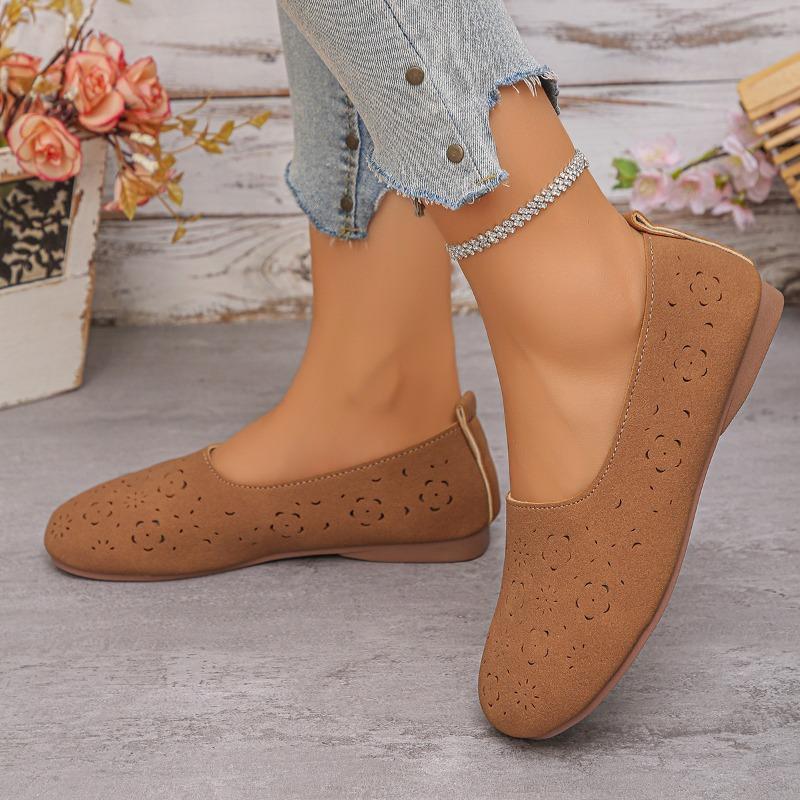 Women's New Large Size Hollow Low Top Single Shoes Retro Soft Sole Breathable One Foot Pedal Lazy Shoes Doudou Shoes