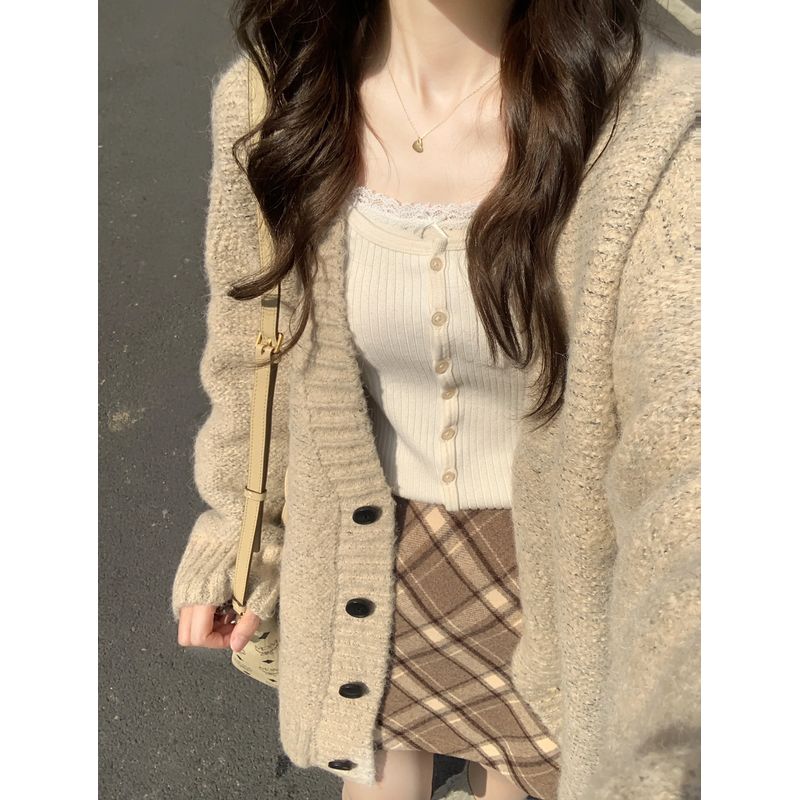 

Women s V-neck Soft Button Coat Thickening Cardigan Sweater Khaki S [Recommendation 70/45.00kg]]