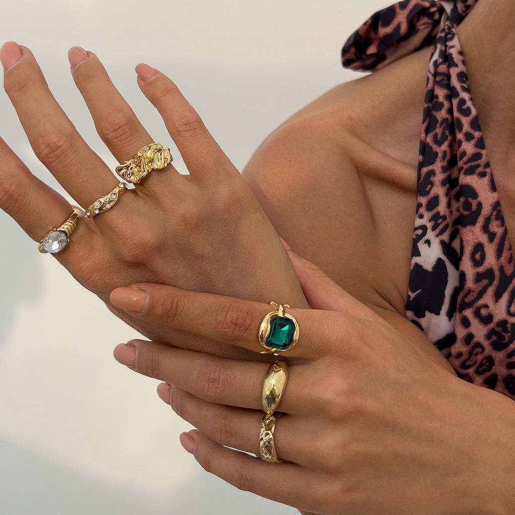 Jewelry personalized light luxury diamond ring set retro niche design women's ring