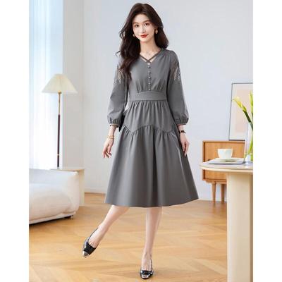 Elegant Grey V-Neck Lace Midi Dress