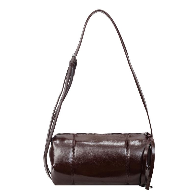 New Retro Fashion Shoulder Messenger Bag Commuter Bag Texture Large Capacity Tote Bag Women