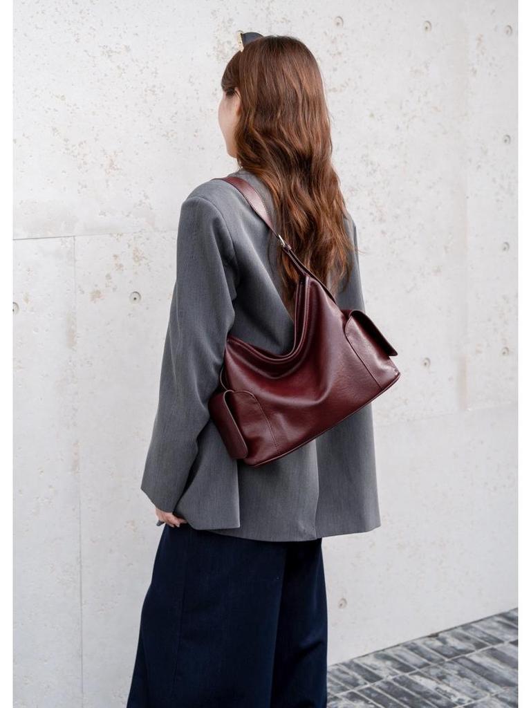 Vegetable Tanned Leather Women's Crossbody Tote - Soft, High-End Cowhide, Large Capacity, Underarm Design