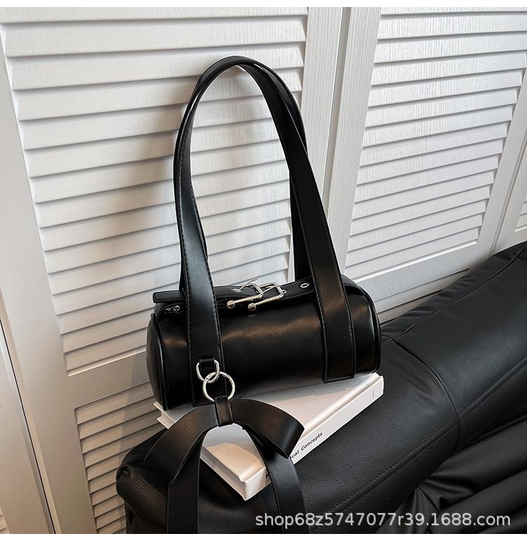 

Korean girl foreign style bow handbag bag 2025 new trendy fashion simple ins underarm bag pillow bag чёрный