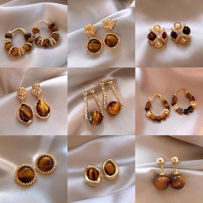 Maillard Design Boucles d'Oreilles Clous Minimalistes Rondes en Pierre Œil de Tigre pour Filles Gothiques Nouveaux Accessoires Bijoux de Mode