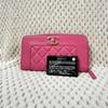 Used Mademoiselle Matelasse Round Zip Long Wallet Pink