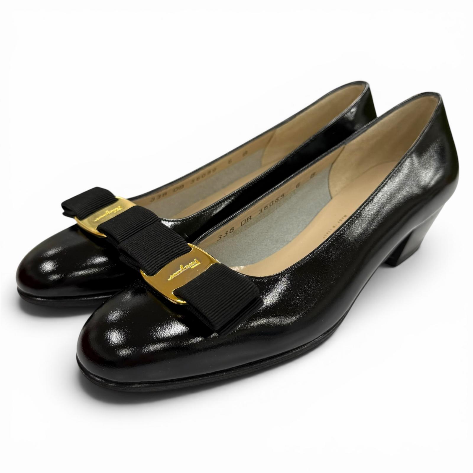 Pristine Salvatore Ferragamo pumps Vala Logo Metal Ribbon Leather black 6 Used