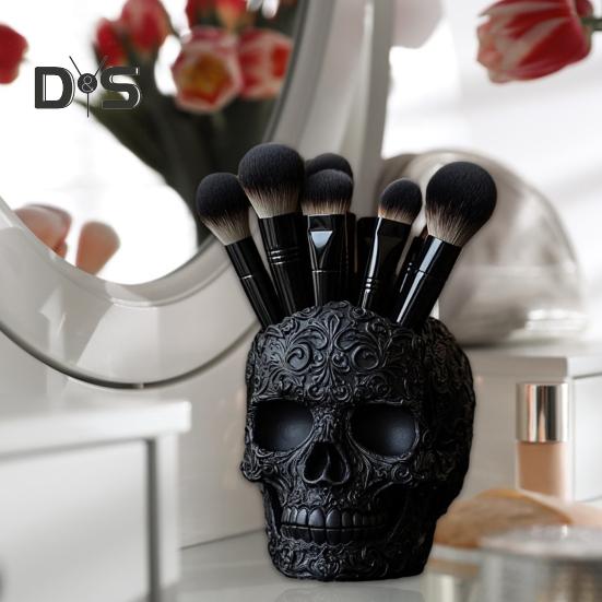 Makeup Brush Holder Skull Shape Large Capacity Makeup Brush Container Sturdy Resin Construction Storage Organizer