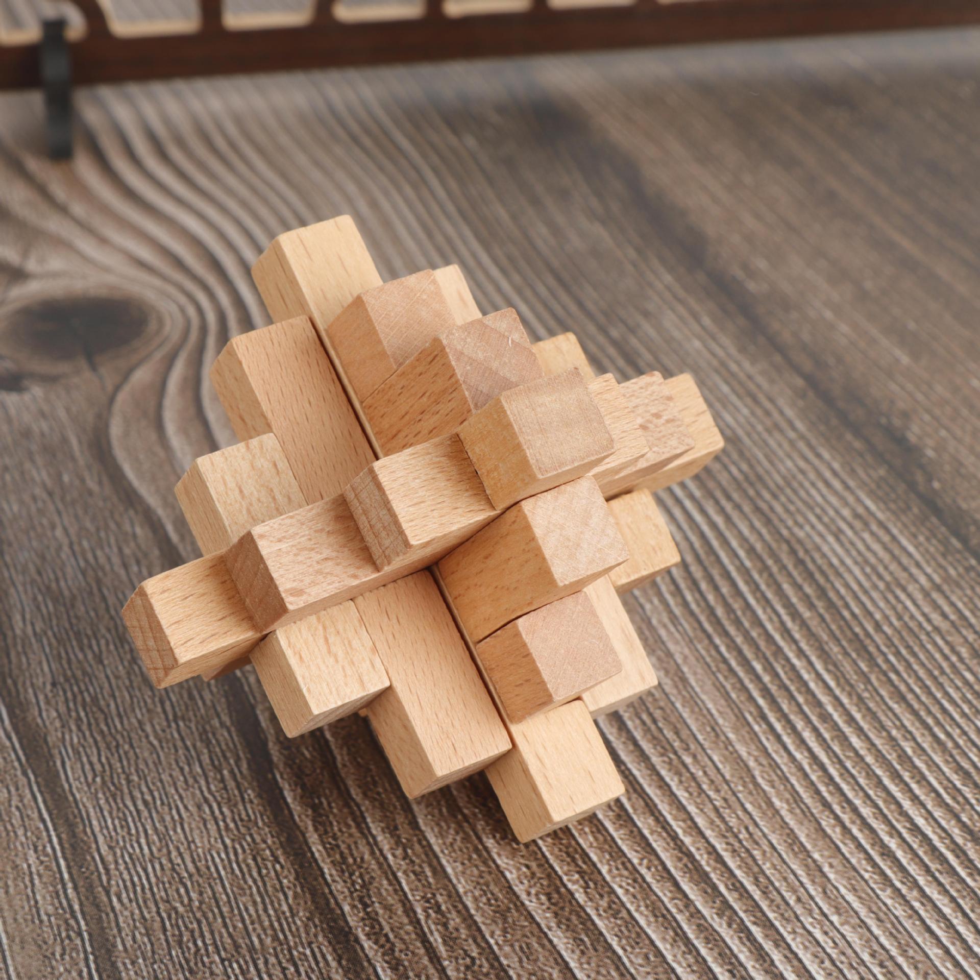 

Детский развивающий набор головоломок Любань Лок: Сборная игрушка для снятия стресса