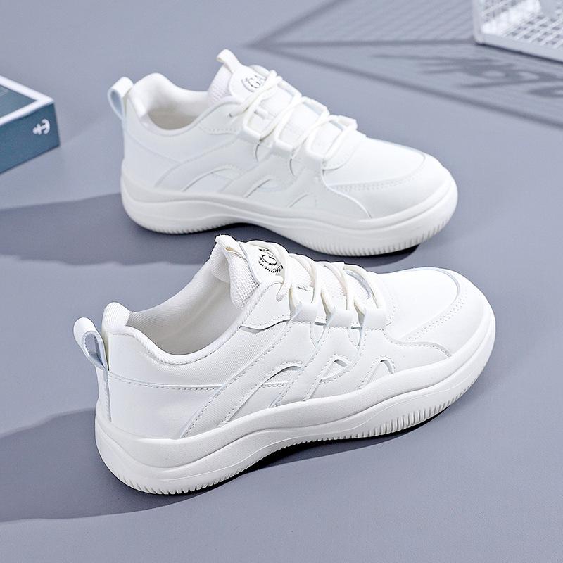 

Little white shoes women s spring and autumn 2025 new Korean version of fashion round head solid color thick sole cross strap sports shoes tide 35