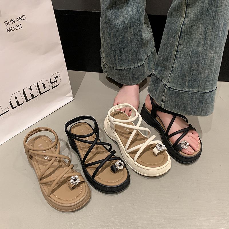 Sportsandalen 2025 Sommer neue Damenmode Wellenplattform Strandschuhe Muffin-Studentensandalen Plattform