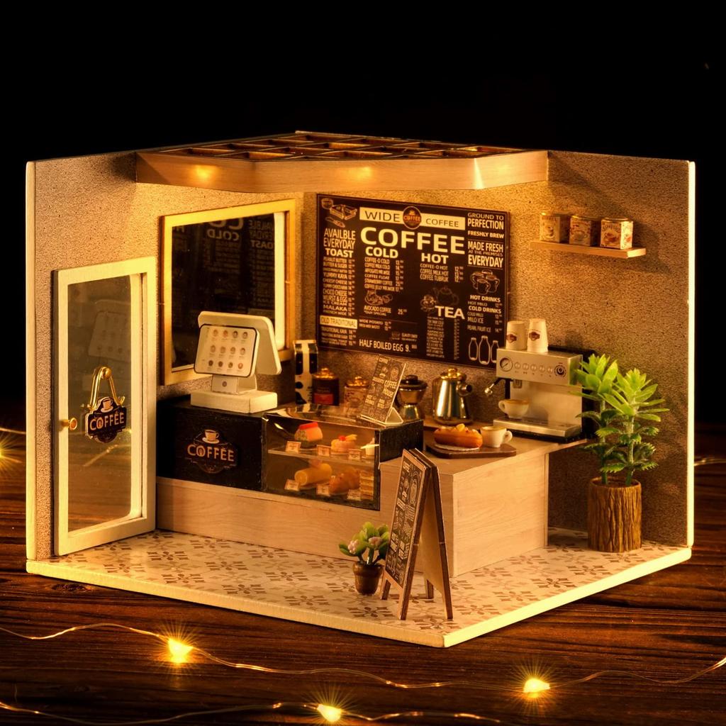 CUTEROOM Dollhouse Handmade Kit Set Miniature, Beginner's DIY Wooden Dollhouse Kit with Dustproof Cover and LED Light (H021)