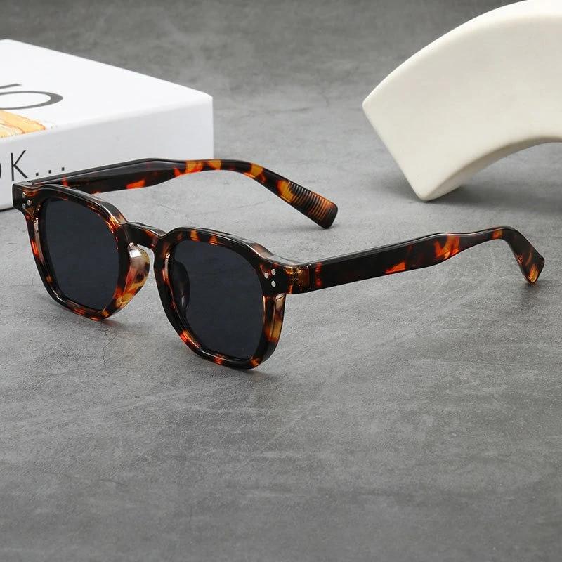 Retro Square Frame Sunglasses Men and Women Senior Sense of UV Protection Sun Glasses Luxury Brand Outdoor Popular Eyeglasses