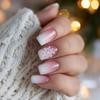 24 шт. Штучні нігті Сніжинки Блискітки Візерункові Накладні нігті Міцність АБС Матеріал для Різдвяного заходу та Повсякденного носіння