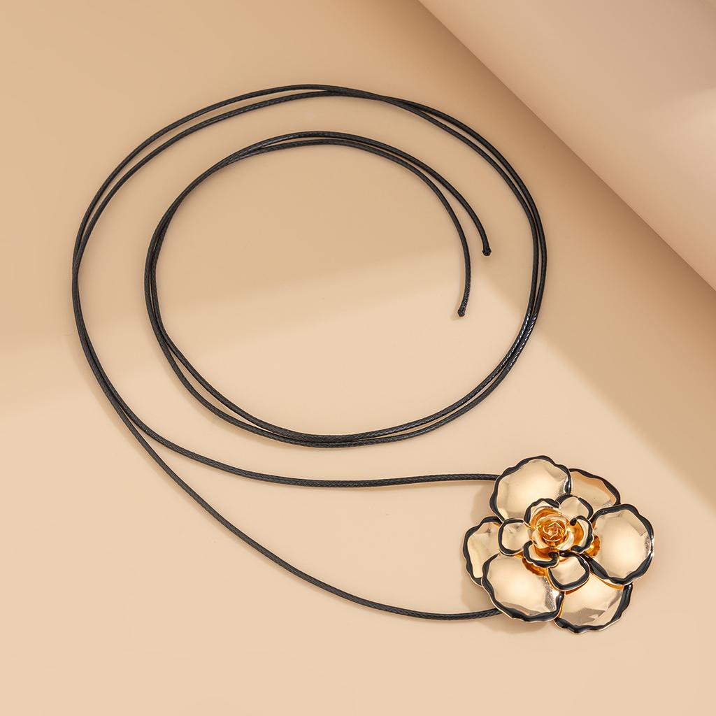 PuRui Gothic Unique Black Leather Wax Thread Adjustable Necklace Women Black Lace Dripping Oil Flower Pendant Banquet Zircon