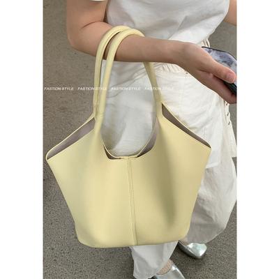 Korean Version of Large-capacity Underarm Bag Women's Bag 2025 New Summer Vegetable Basket Bag Soft Surface Simple Shoulder Tote Bag