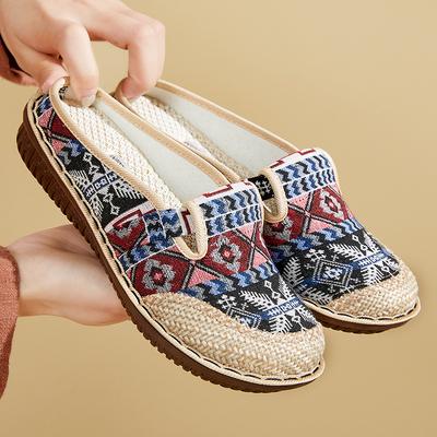 2024 Nieuwe Linnen Gras Weven Casual Schoenen voor Studenten Bos Serie Semi Slippers, Etnische Stijl Geborduurde Schoenen voor Vrouwen
