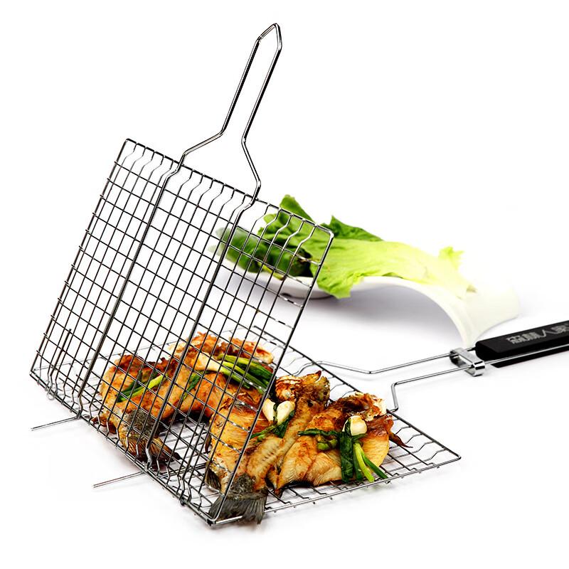 SMVP Square Fish Grilling Rack with Wooden Handle
