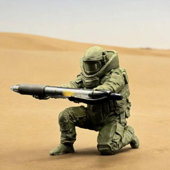 Soldier Pen Holder 3D Printed Kneeling Soldier Pencil Stand Desk Organizer for Office Home Tabletop Decor Gifts for Men Father