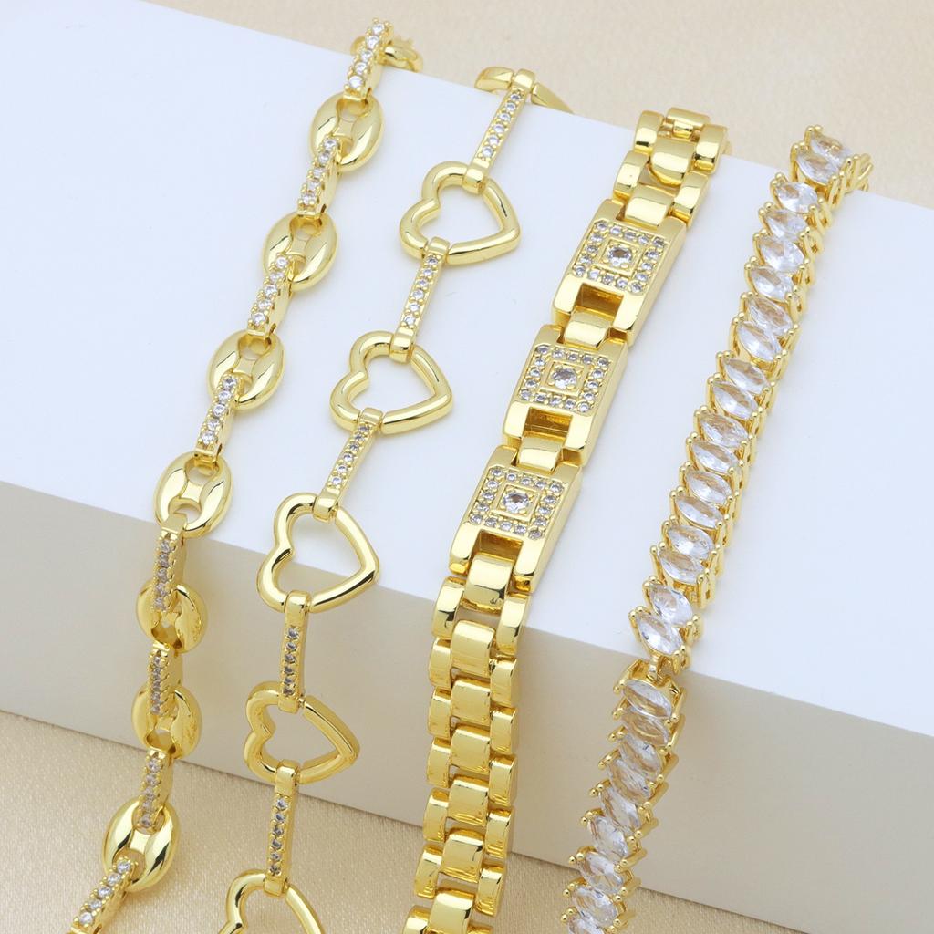 Personalized Light Luxury High-End Copper Gold-Plated Hollow Heart-Shaped Love Zircon Pig Nostril Strap Bracelet