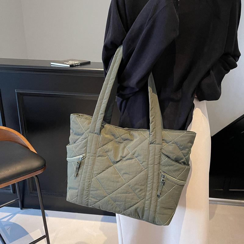 Stilvolle und schlichte Diamanttasche, Damen-Arbeitstasche, Schultertasche mit großem Fassungsvermögen, tragbare Aufbewahrungstasche für College-Studenten