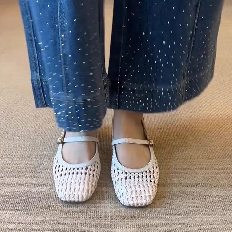 Soft leather version~ New versatile thick-heeled sandals women's woven hollow one-word with square head versatile casual fashion shoes