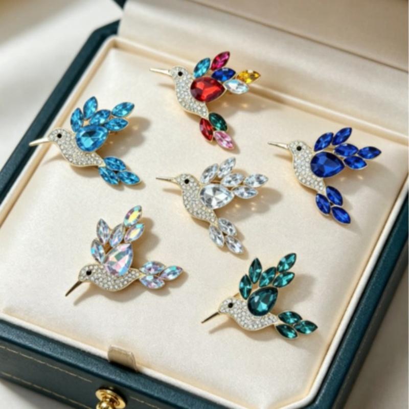 New Shiny Rhinestone Crystal Parrot Bird Brooch Vintage Animal Badge Lapel Pin Suit Coat Dress Party Jewelry Accessories Gifts