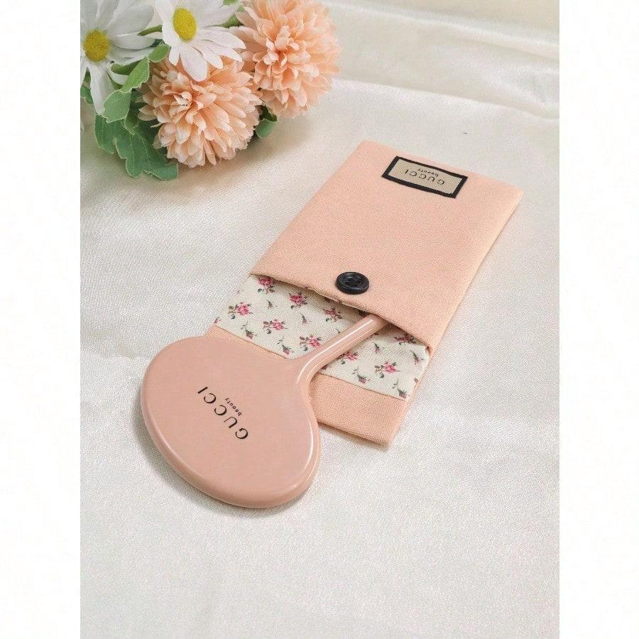 Damen-Make-up-Tasche, geeignet als Geschenk für Ihre Freundin oder Freunde. Aus pinkfarbener Leinwand gefertigt.